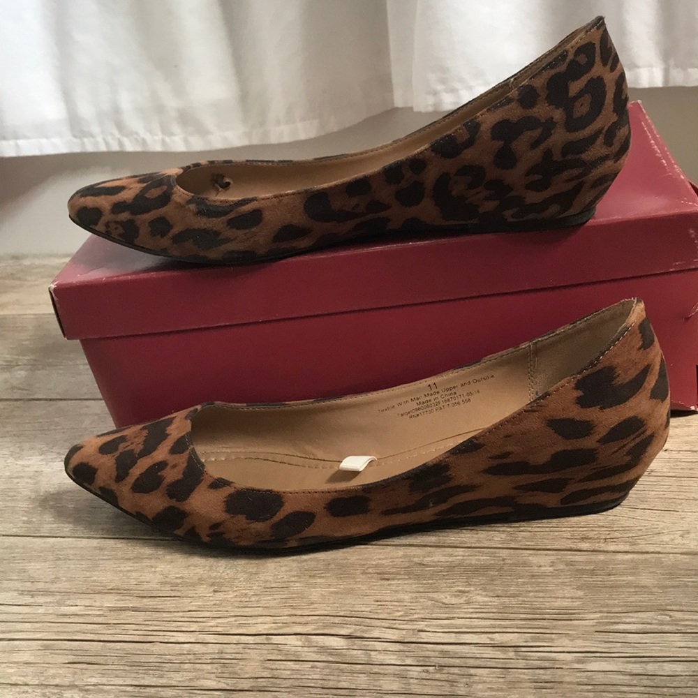 Leopard flats